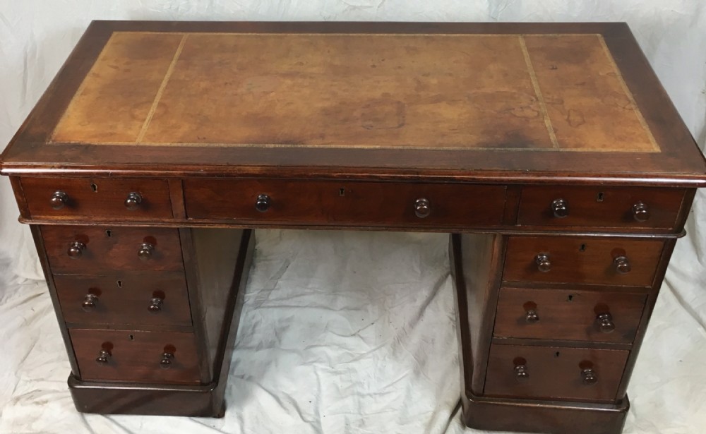 c19th mahogany pedestal desk