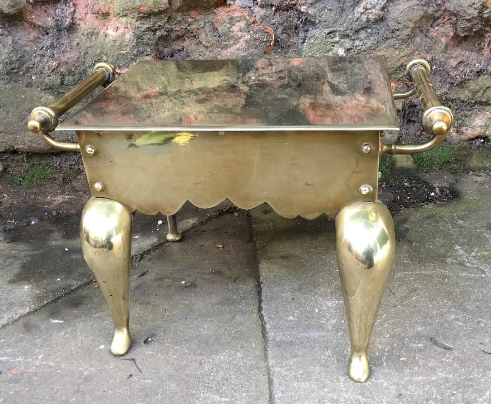 Brass Footman 431855 www.imchaney.co.uk