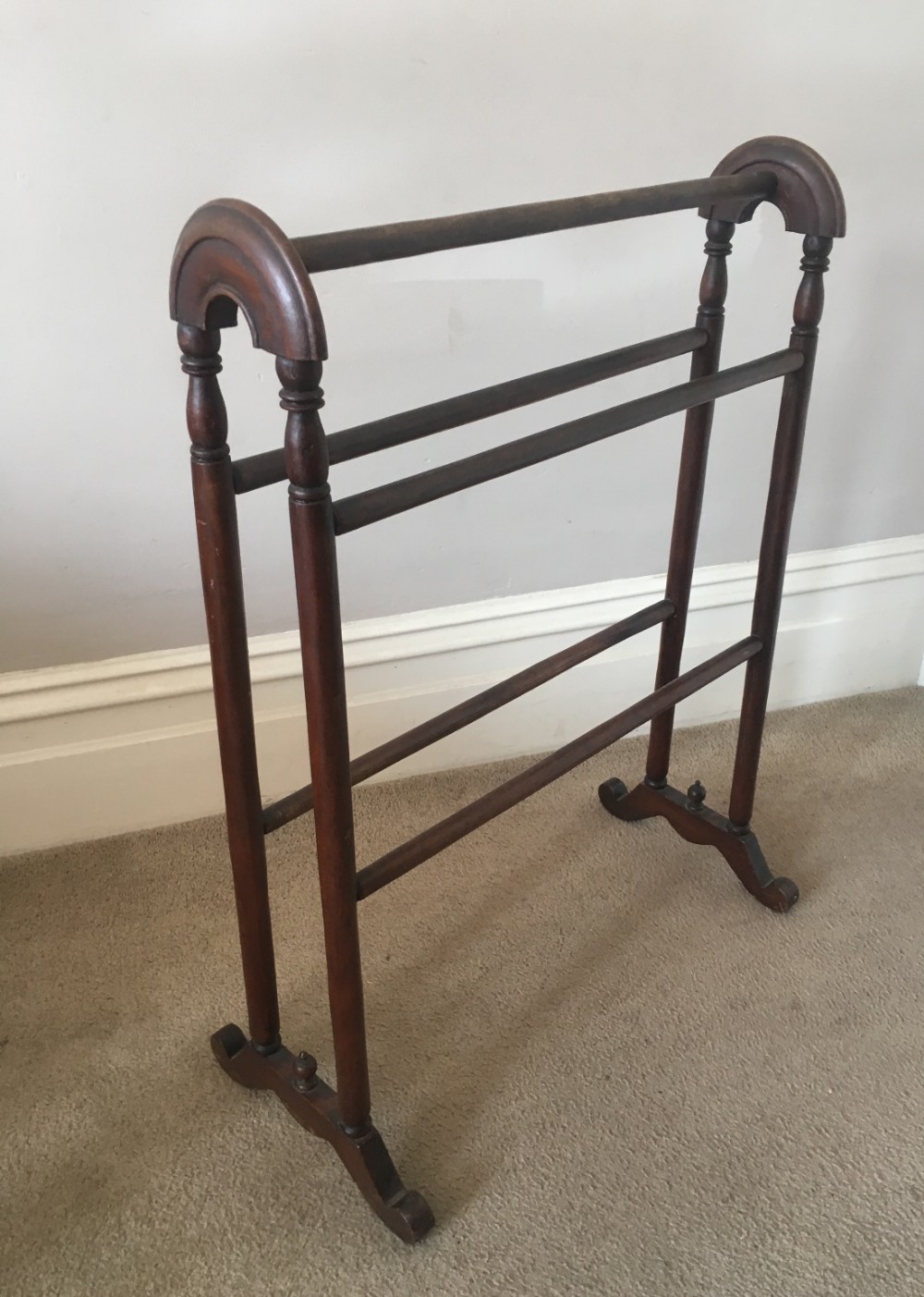 c19th mahogany towel rail