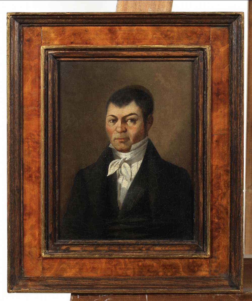 early c19th small oil on canvas of a gentleman